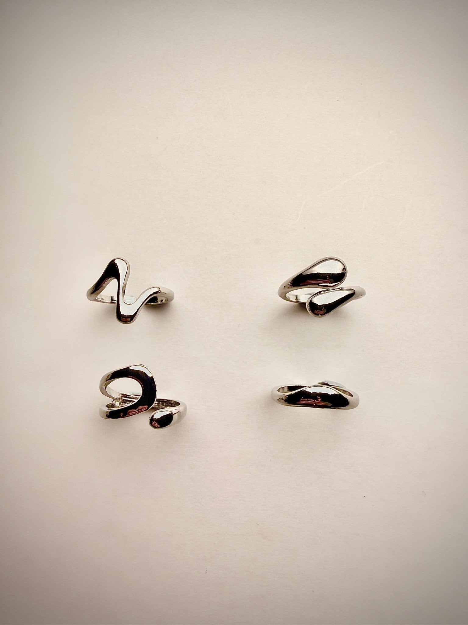 4 - Pack Asymmetrical Rings - lake&krewe